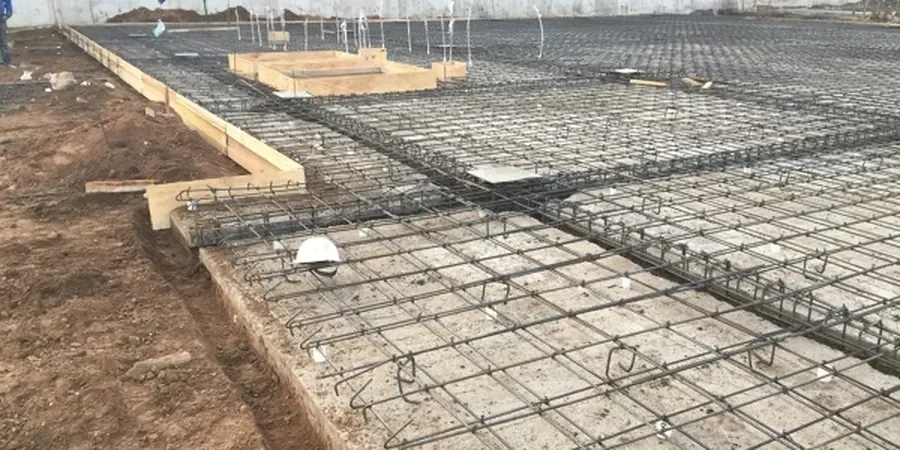 Diseño de Losa de Cimentación en Suelos Salinos de Alto Hospicio